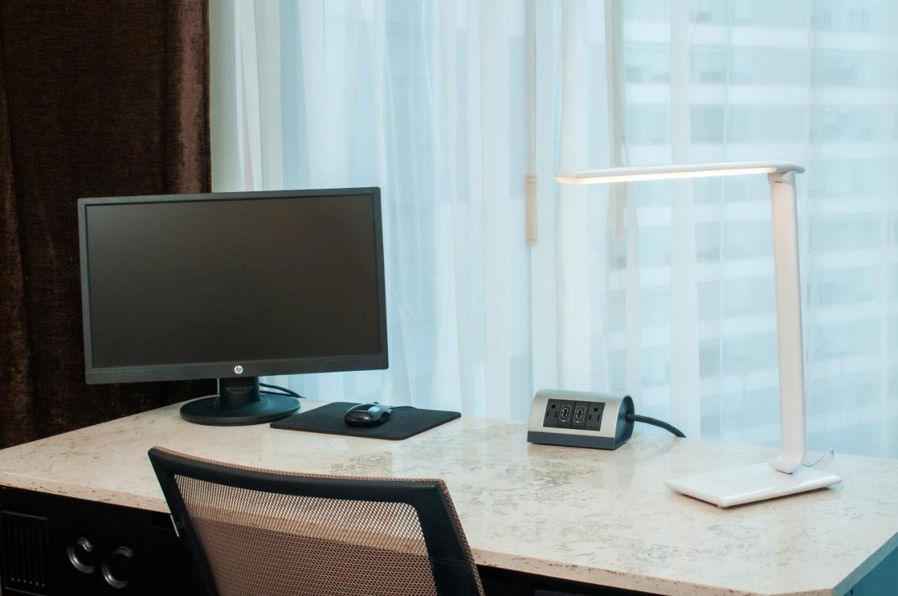Belair Unique Mexico City Wtc, Trademark By Wyndham Dış mekan fotoğraf A modern LED desk lamp